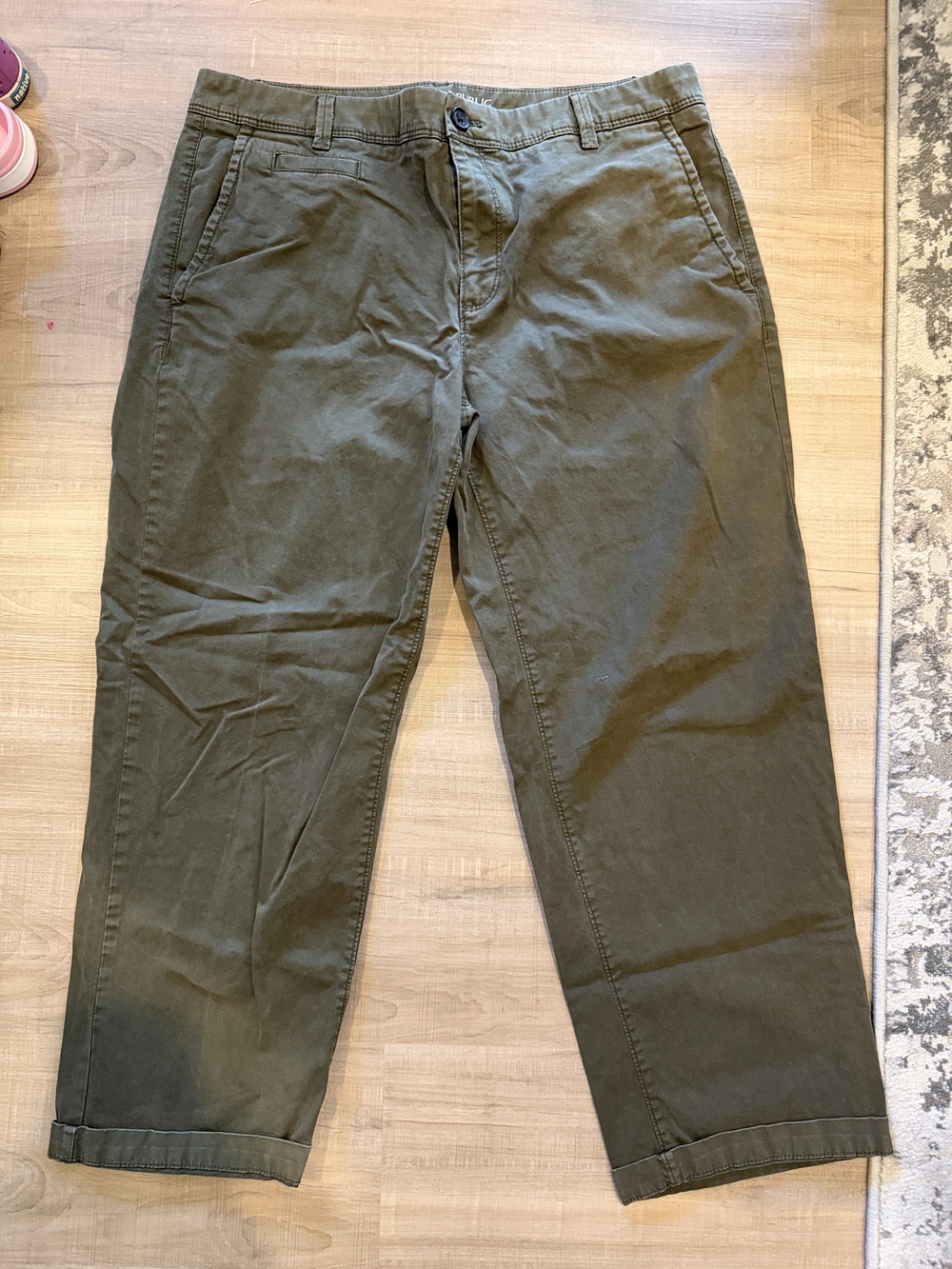 Banana Republic | Olive Green Cropped Pants